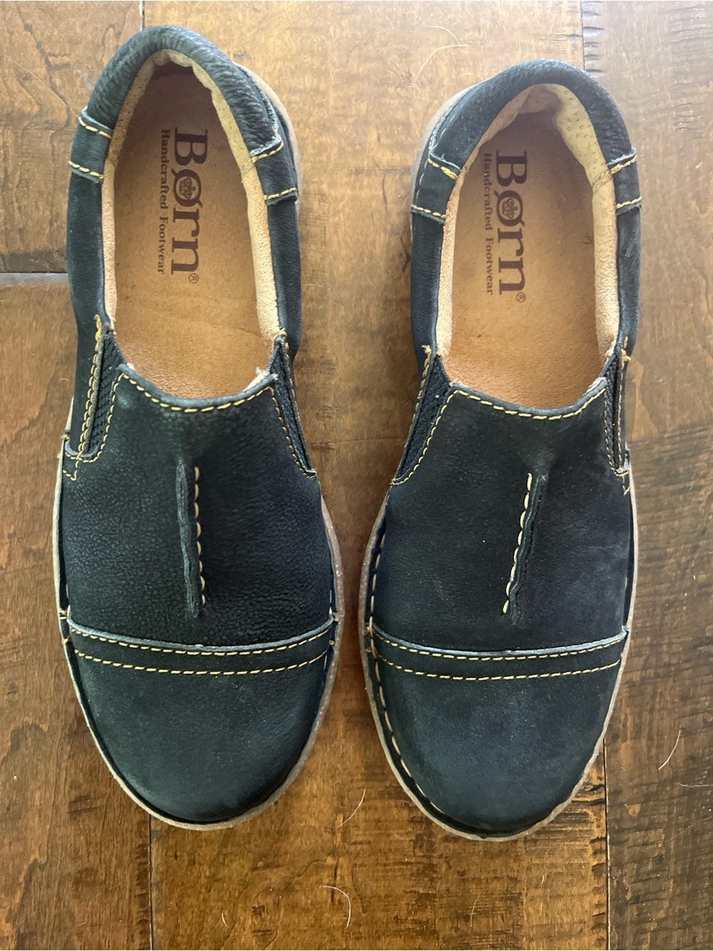 Born Nampa black nubuck leather handcrafted slip-on loafers Sz. 8.5